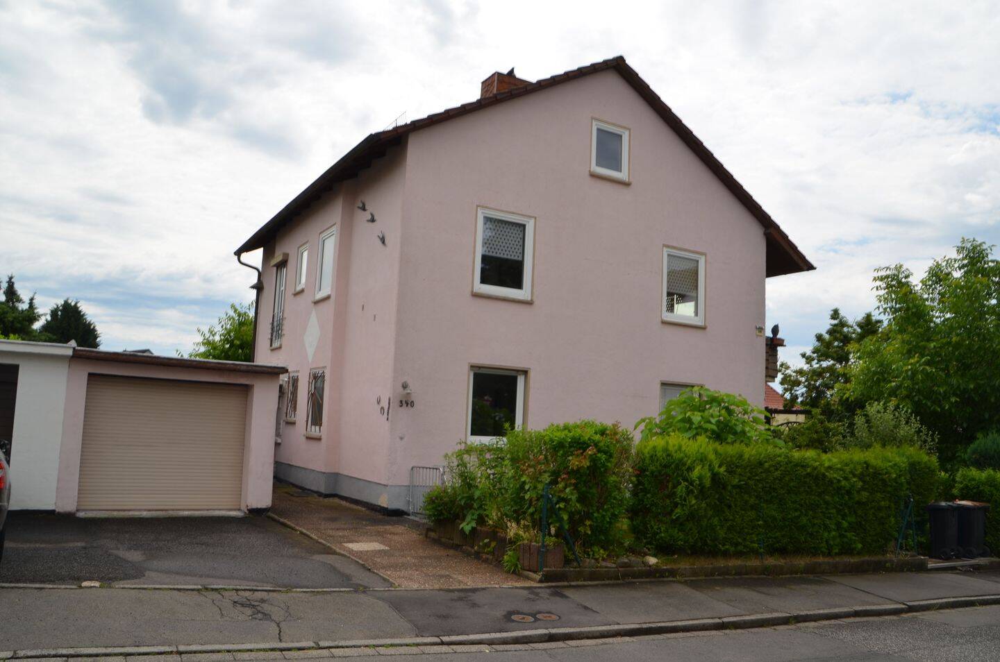 2-Fam. Haus in Kassel-Harleshausen (34128), 34128 Kassel (Harleshausen Jungfernkopf Kirchditmold)