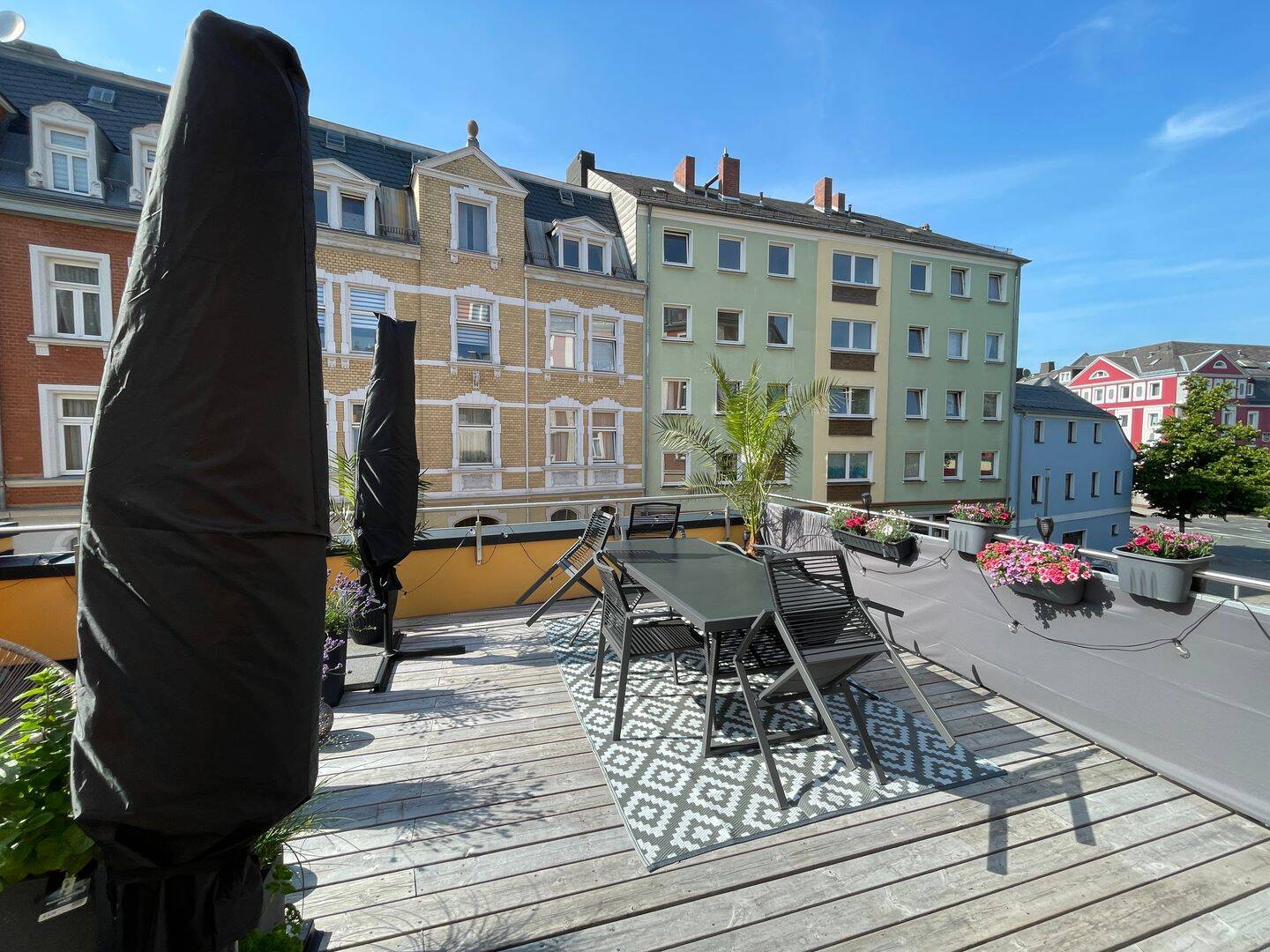 H-53156 – Wohnung mit toller Dachterrasse im Stadtzentrum, 95028 Hof (Haidt Innenstadt Jägersruh Leimitz)
