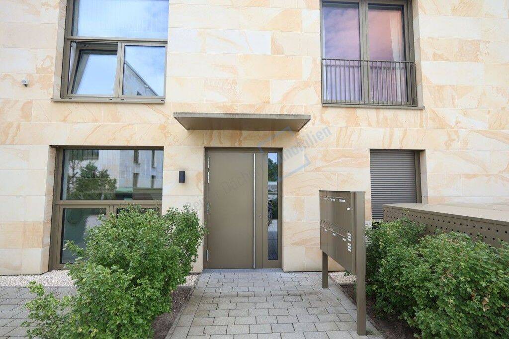 .. neuwertig im Dachgeschoss!, 64297 Darmstadt (Eberstadt)