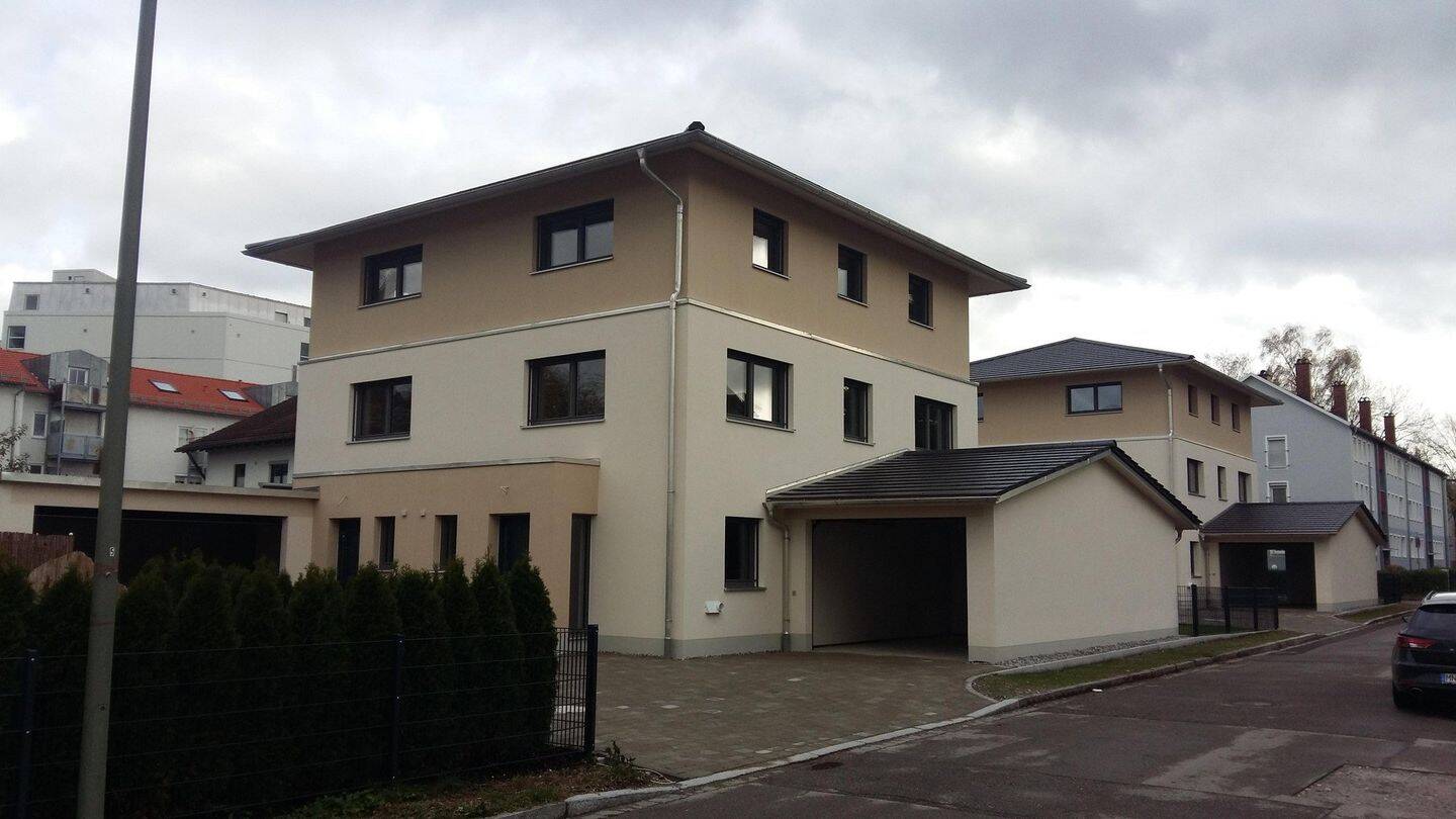 Moderne Doppelhaushälfte in zentraler Lage von Buchloe – KfW 55, Garten, Terrasse mit Freisitz!, 86807 Buchloe