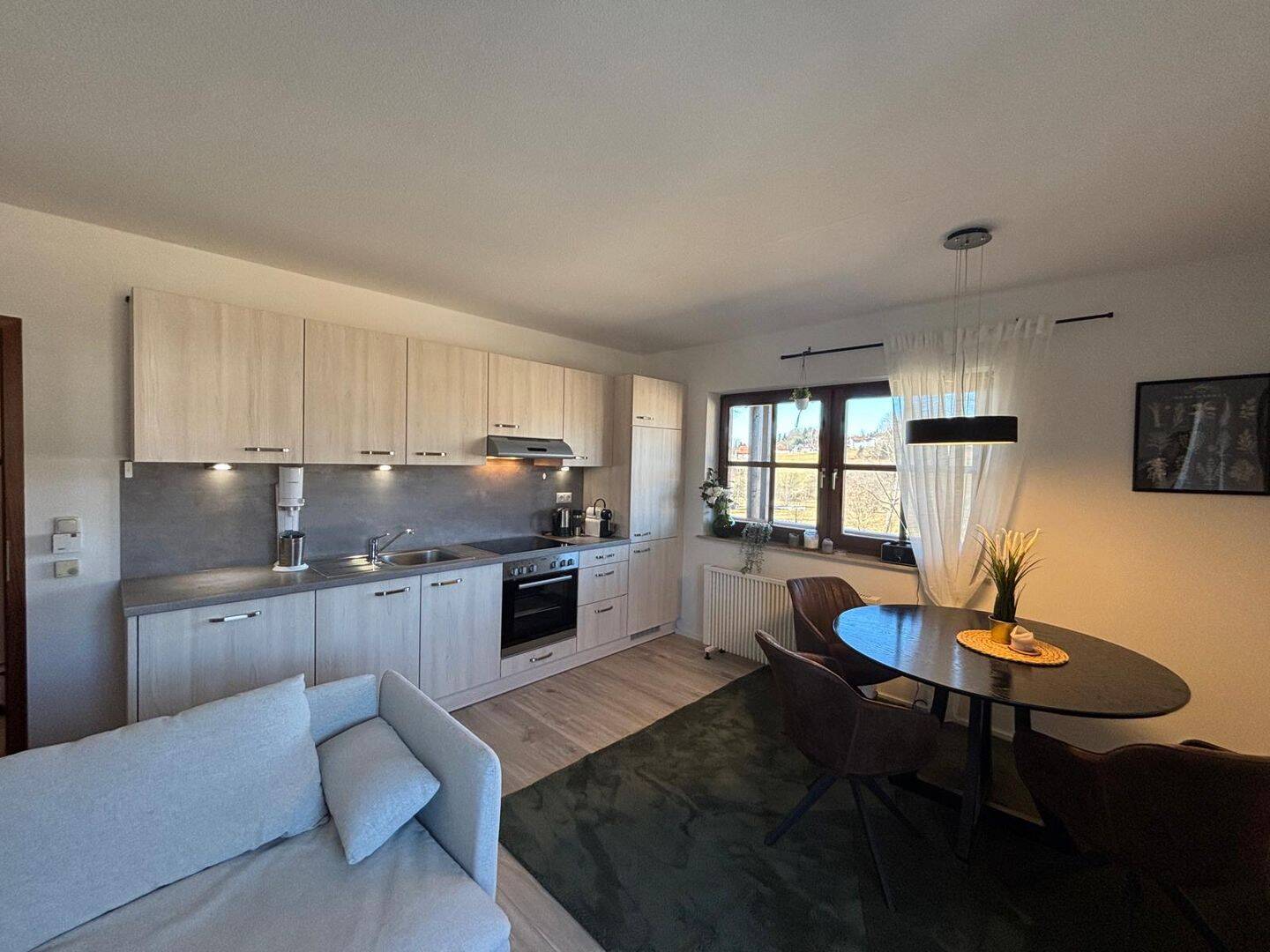 Modernisierte 3-Zimmer-Ferienwohnung mit Balkon und Stellplatz am Nationalpark Bayerischer Wald, 94556 Neuschönau
