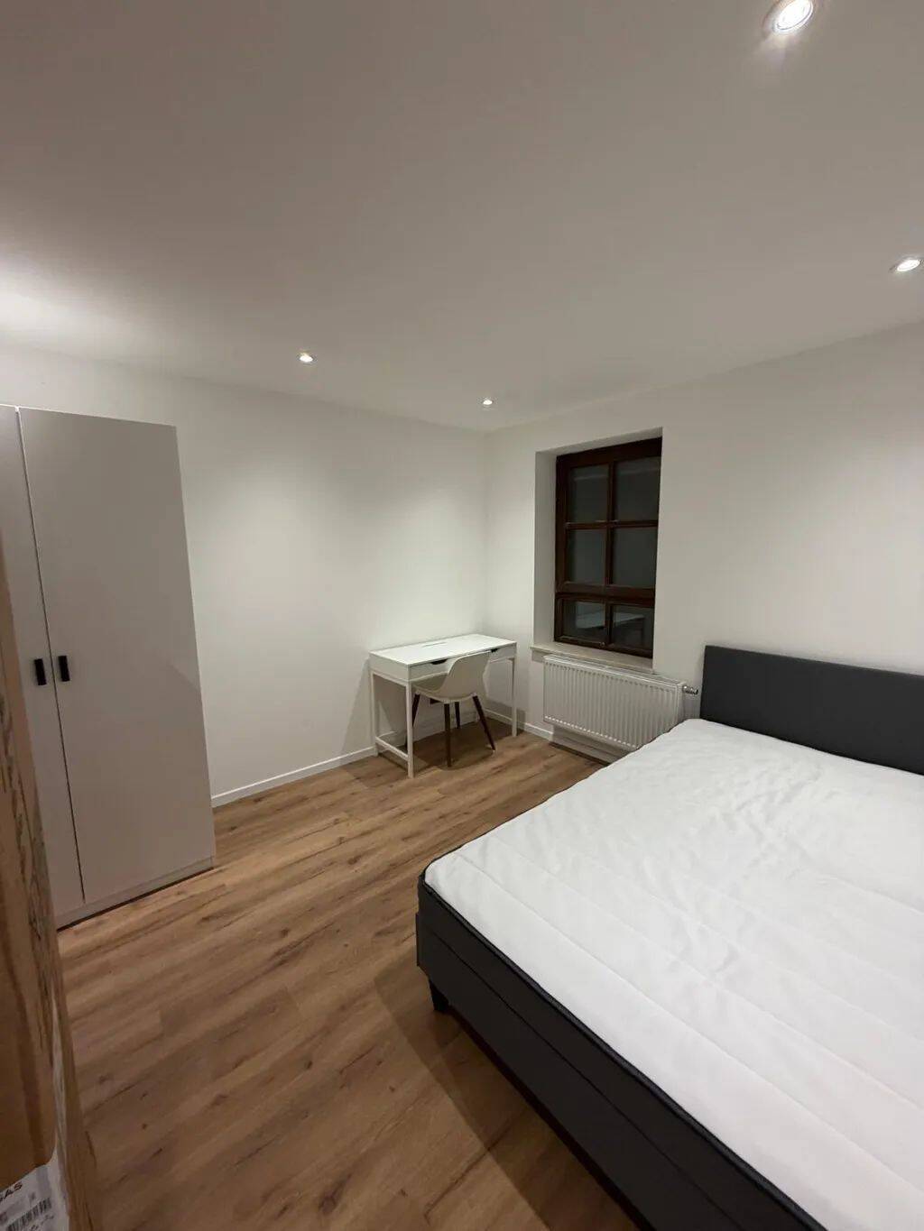 Sofort verfügbar: Schönes WG-Zimmer / Gustav-Otto-Bogen 15, München / Zi.2 – München – Bild 1 von 3