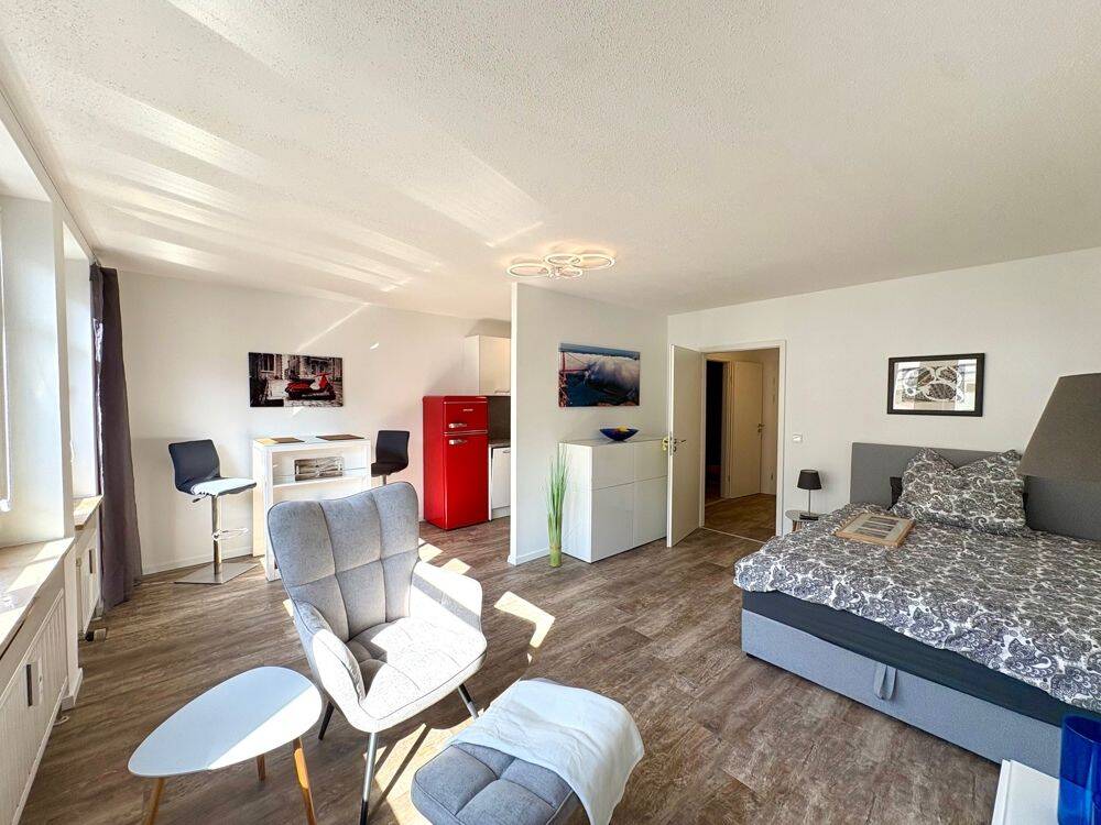 Frisch renoviertes, voll möbliertes Apartment mit neuer Einbauküche in der Maxvorstadt, 80335 München (Altstadt-Lehel Ludwigsvorstadt-Isarvorstadt Maxvorstadt Neuhausen-Nymphenburg Schwanthalerhöhe)