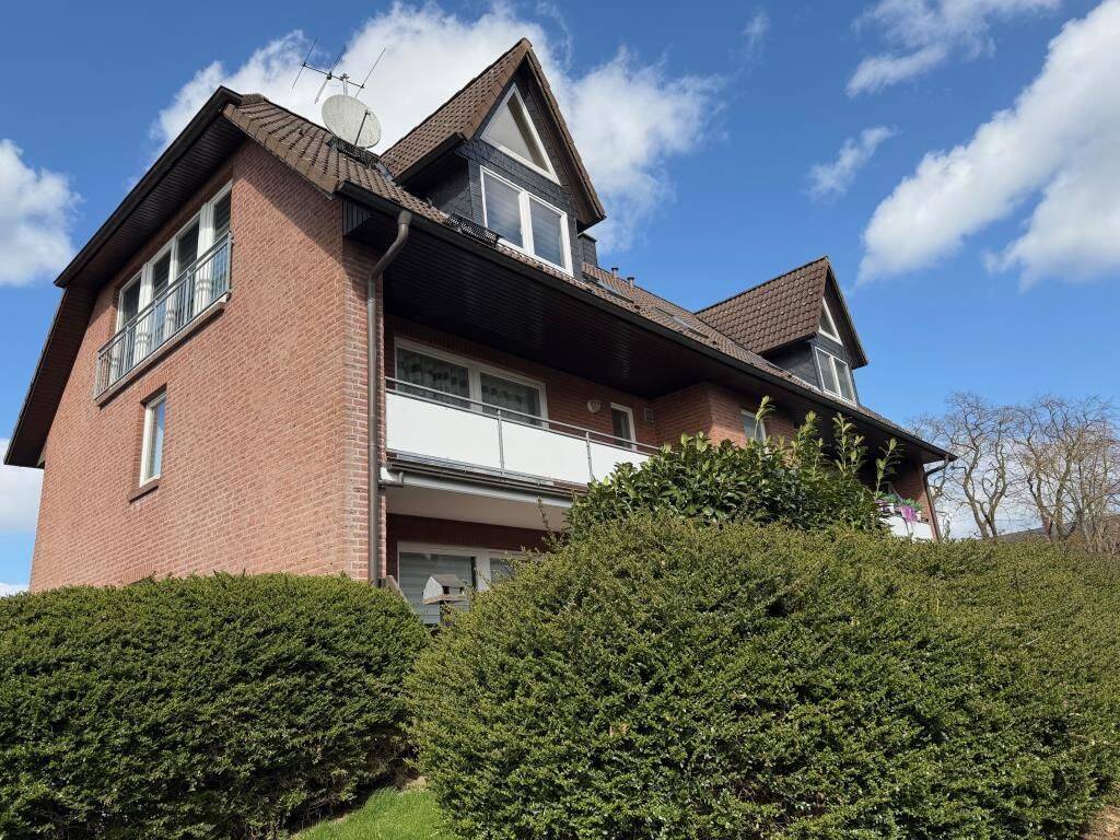 3 ZIMMER ETAGENWOHNUNG MIT SÜD BALKON IN STEINBURG, 22964 Steinburg