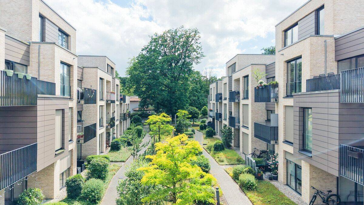 Lichtdurchflutetes Wohnen mit Stil – Moderne 2-Zimmer-Wohnung mit Südbalkon und Tiefgarage, 49661 Cloppenburg