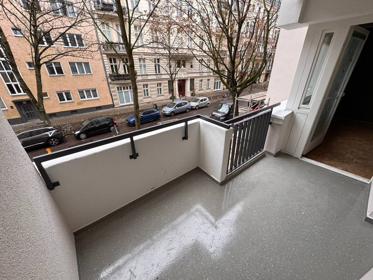 Charlottenburg: Eislebener Str: VERMIETETE 4-Zi-Whg, 92m² – 5.OG + SÜD-Loggia – kündbar in 9 Monaten – 10789 Berlin – Bild 1 von 4