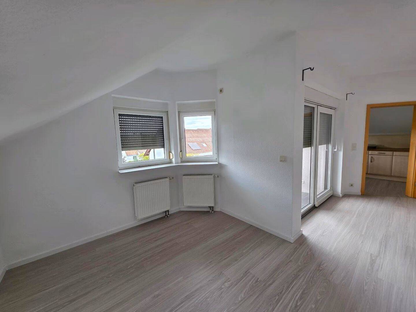 3,5-Zimmer-DG-Wohnung für max. 3-4 Personen, 63322 Rödermark