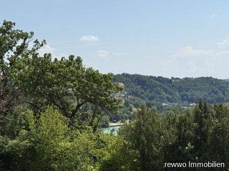 Neubau-Erstbezug: Exklusive 3-Zimmer-Wohnung mit Panorama-Ausblick und 2 Tiefgaragenstellplätzen, 84489 Burghausen