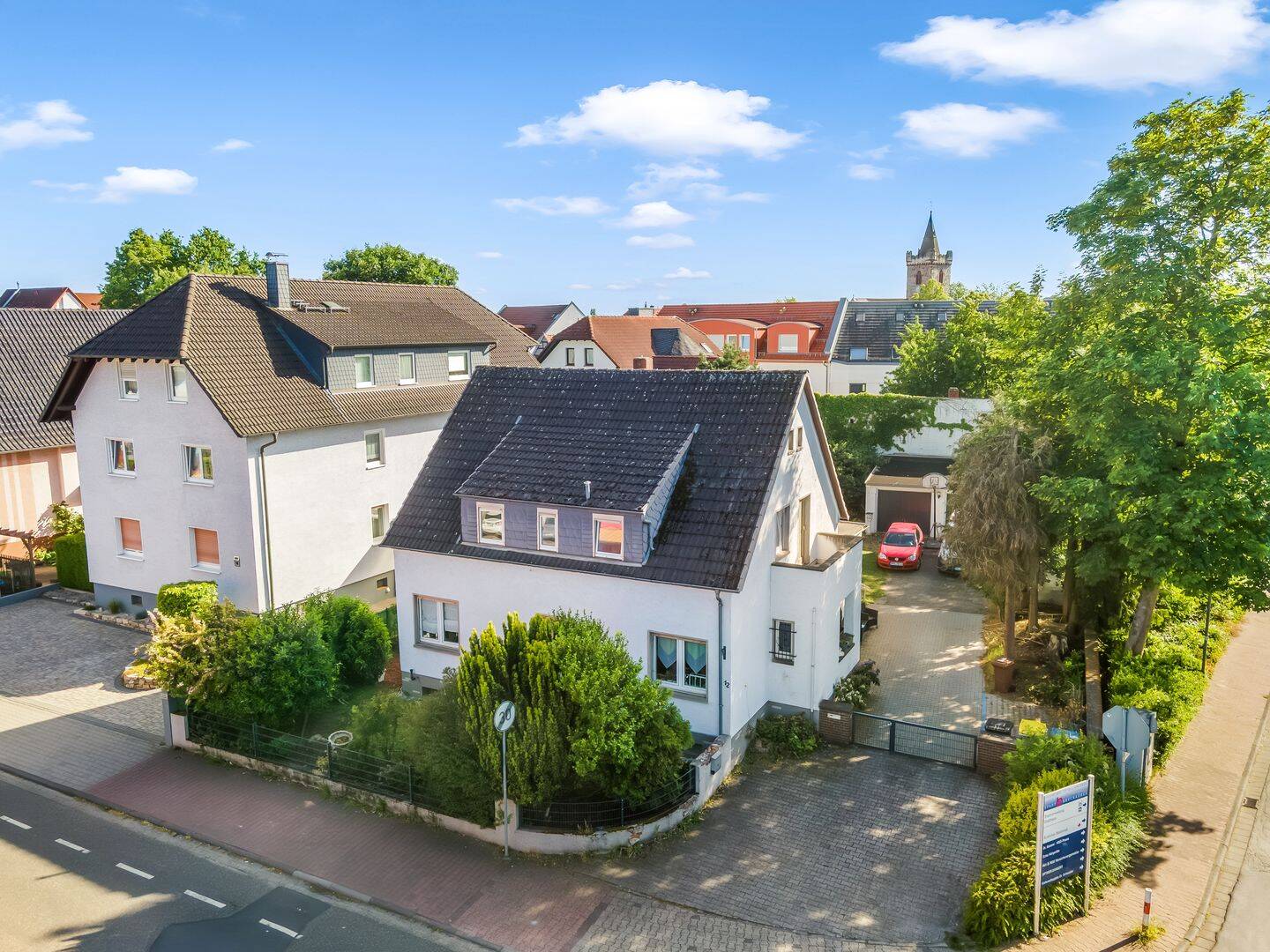 Familienfreundliches Einfamilienhaus mit Garten & Doppelgarage, 63486 Bruchköbel