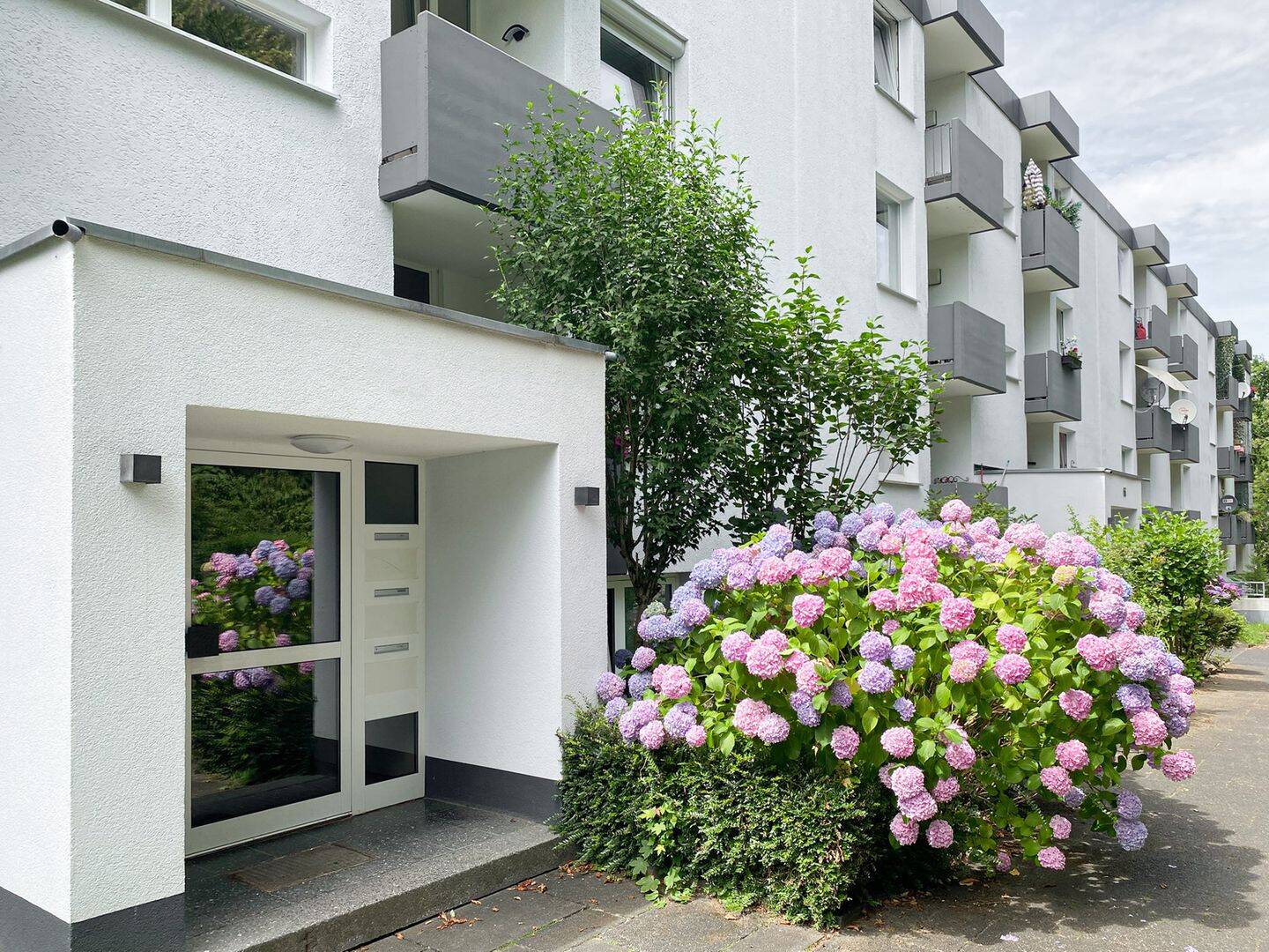 Bezugsfreie Drei-Zimmer-Wohnung, 40699 Erkrath