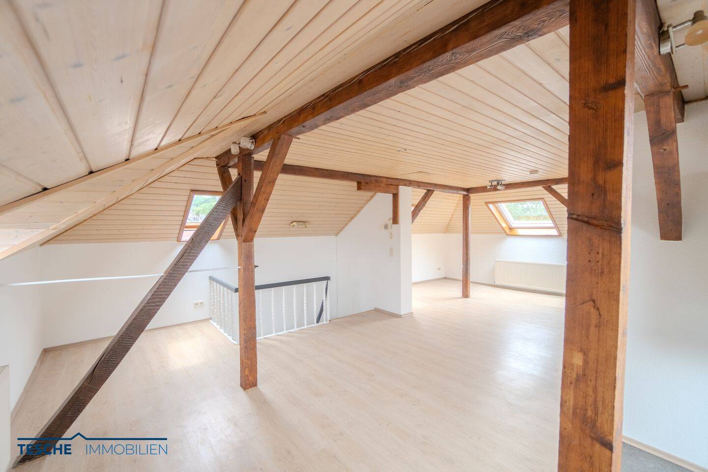 Charmantes 1-Zimmer-Studioapartment im Dachgeschoss, 42855 Remscheid (Innen Lüttringhausen Nord Süd West)