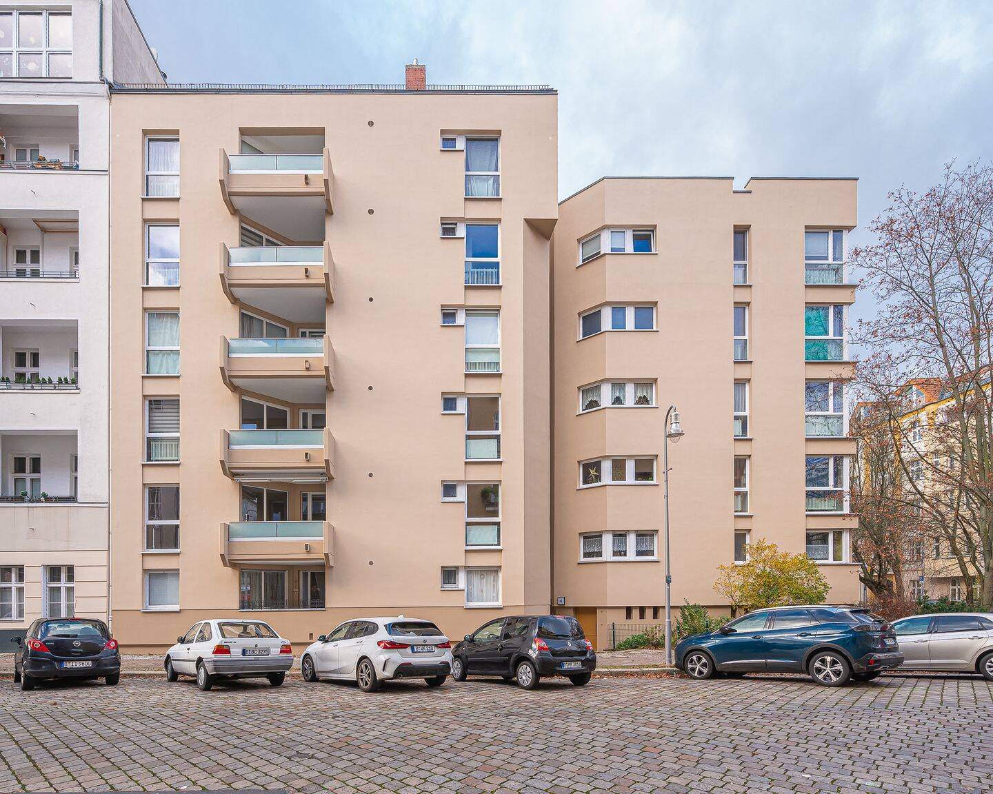 Projektentwicklung: Rohdachboden mit Baugenehmigung & Aufzug – ca. 100 m², 10555 Berlin (Mitte Hansaviertel Moabit Tiergarten)