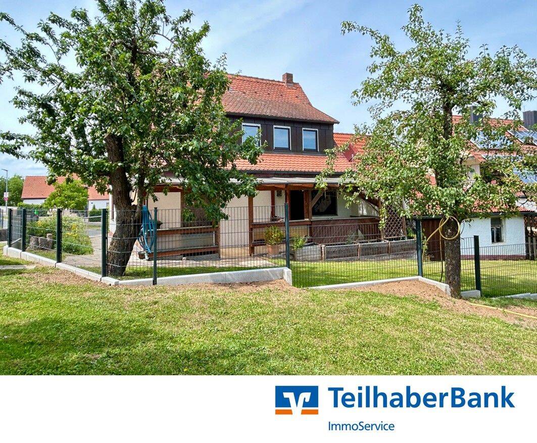 Renovierungsbedürftiges Häuschen mit Garten und Scheune, 91080 Marloffstein