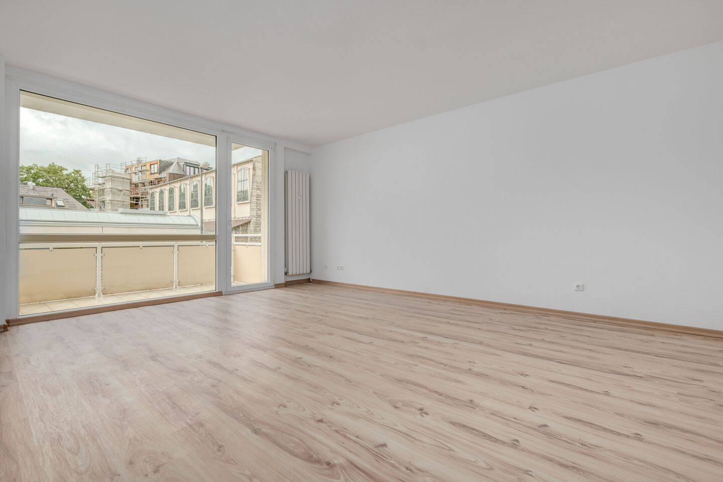 Provision- und bezugsfrei! Frisch renoviertes 1‑Zimmer‑Apartment im Frankfurter Ostend in EZB‑Nähe, 60314 Frankfurt am Main (Fechenheim Ostend)