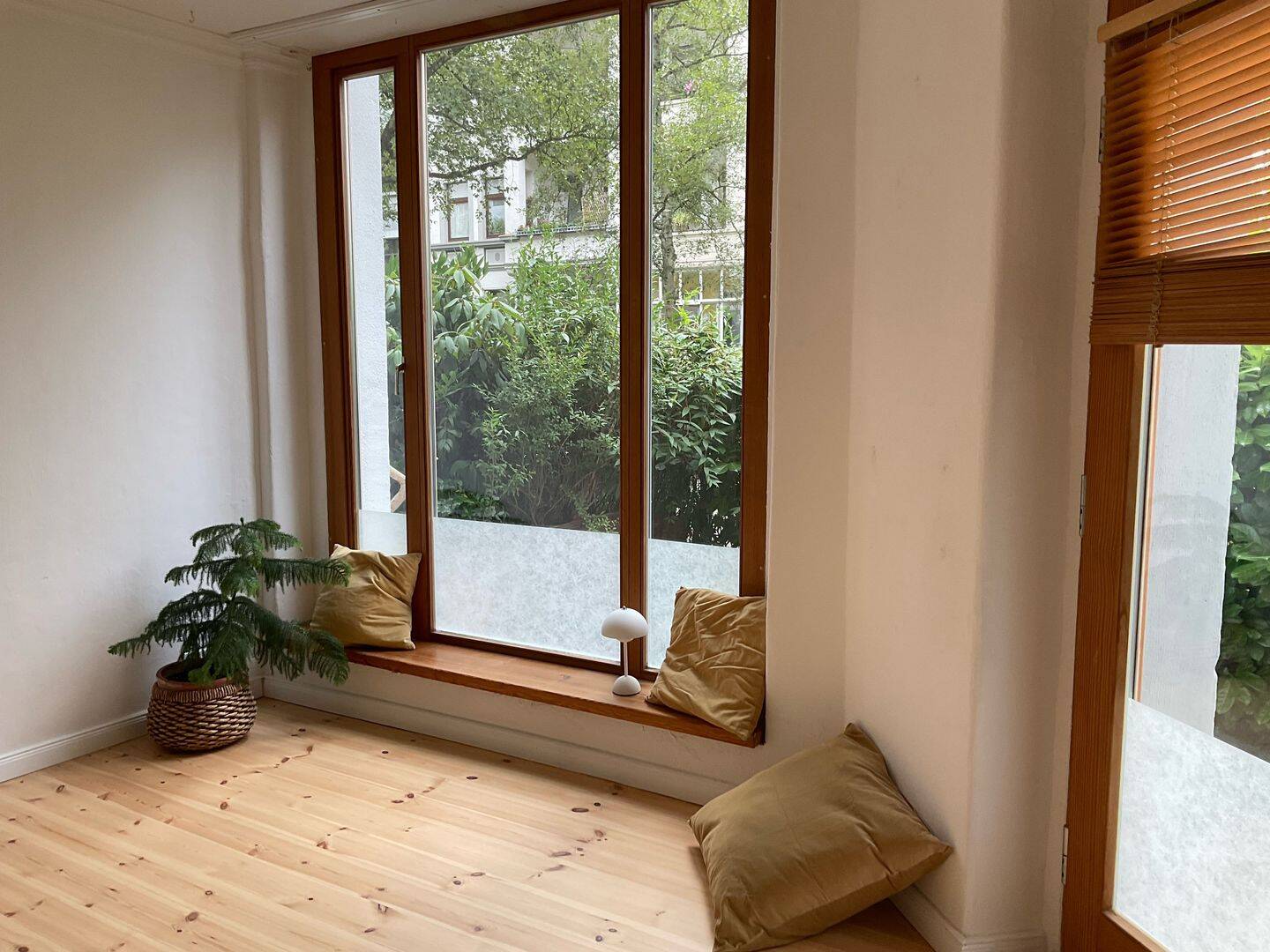 Traumhafte 3 Zimmer Erdgeschosswohnung im östlichen Ringgebiet mit Balkon un Terasse, 38104 Braunschweig (Braunschweig Gliesmarode Riddagshausen Schapen Volkmarode)