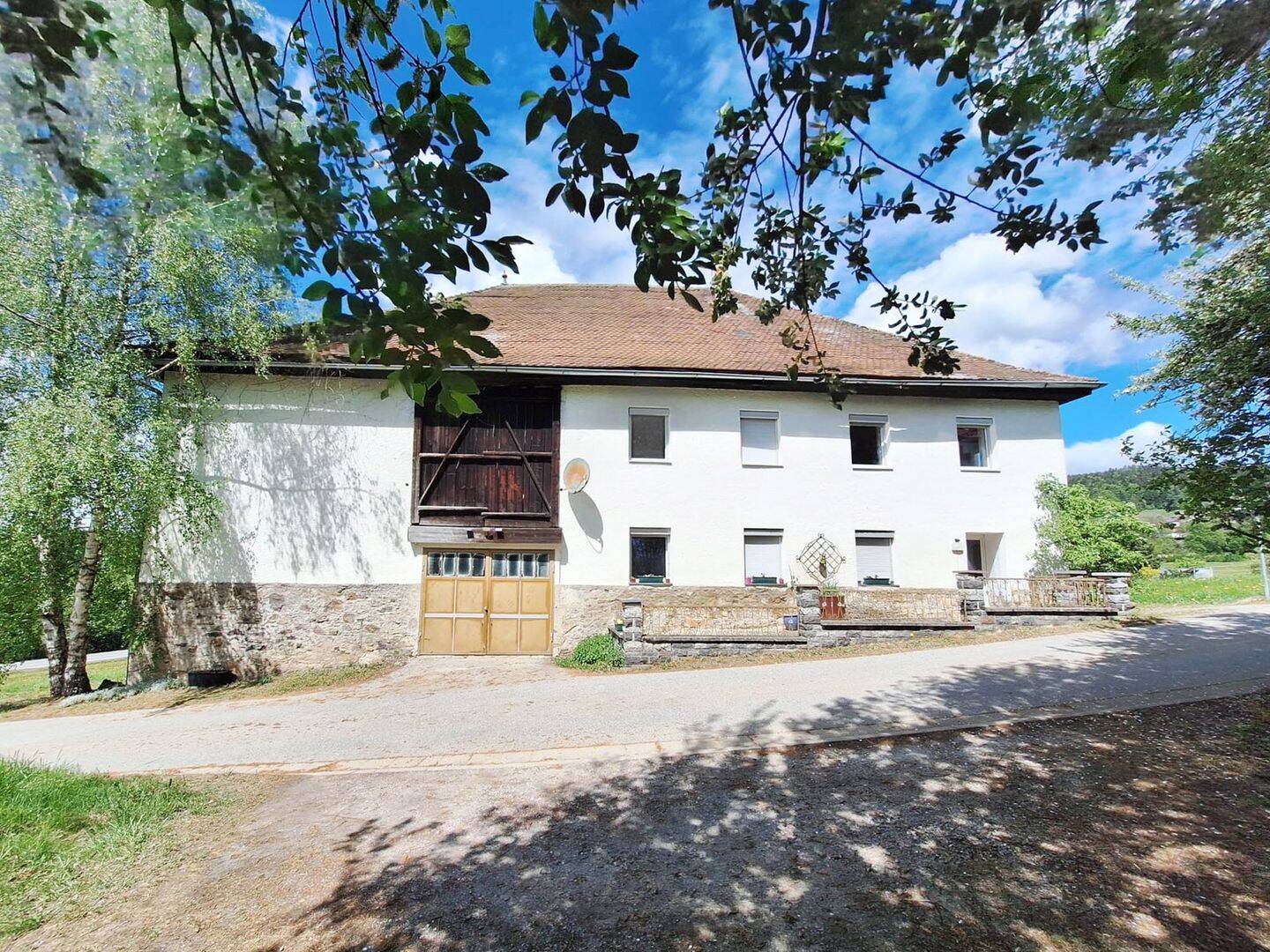 Kirchdorf im Wald – leerstehendes Einfamilienhaus mit großem Grundstück!, 94261 Kirchdorf i. Wald