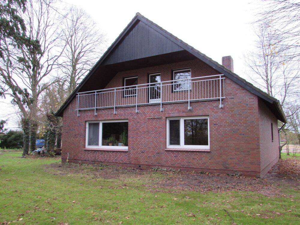 Einfamilienhaus mit Garage und großem Grundstück, 26409 Wittmund