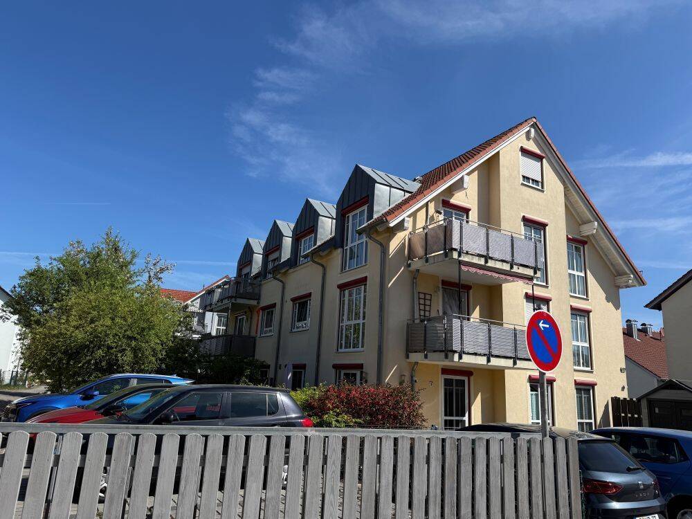 Perfekt gelegene 3-Zimmer Galerie Wohnung in Tegernheim bei Regensburg, 93105 Tegernheim