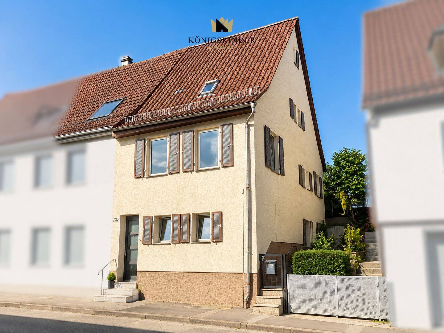 DHH mit 5 Zimmern, 147 m2 Gesamtfläche, Terrasse und Garten in Vaihingen/Enz, 71665 Vaihingen an der Enz