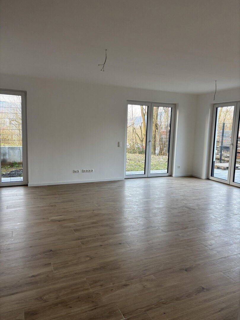 Erstbezug: Helles Reihenendhaus mit Garten & Terrasse – 4 Zimmer – Neubau, 64739 Höchst i. Odw.