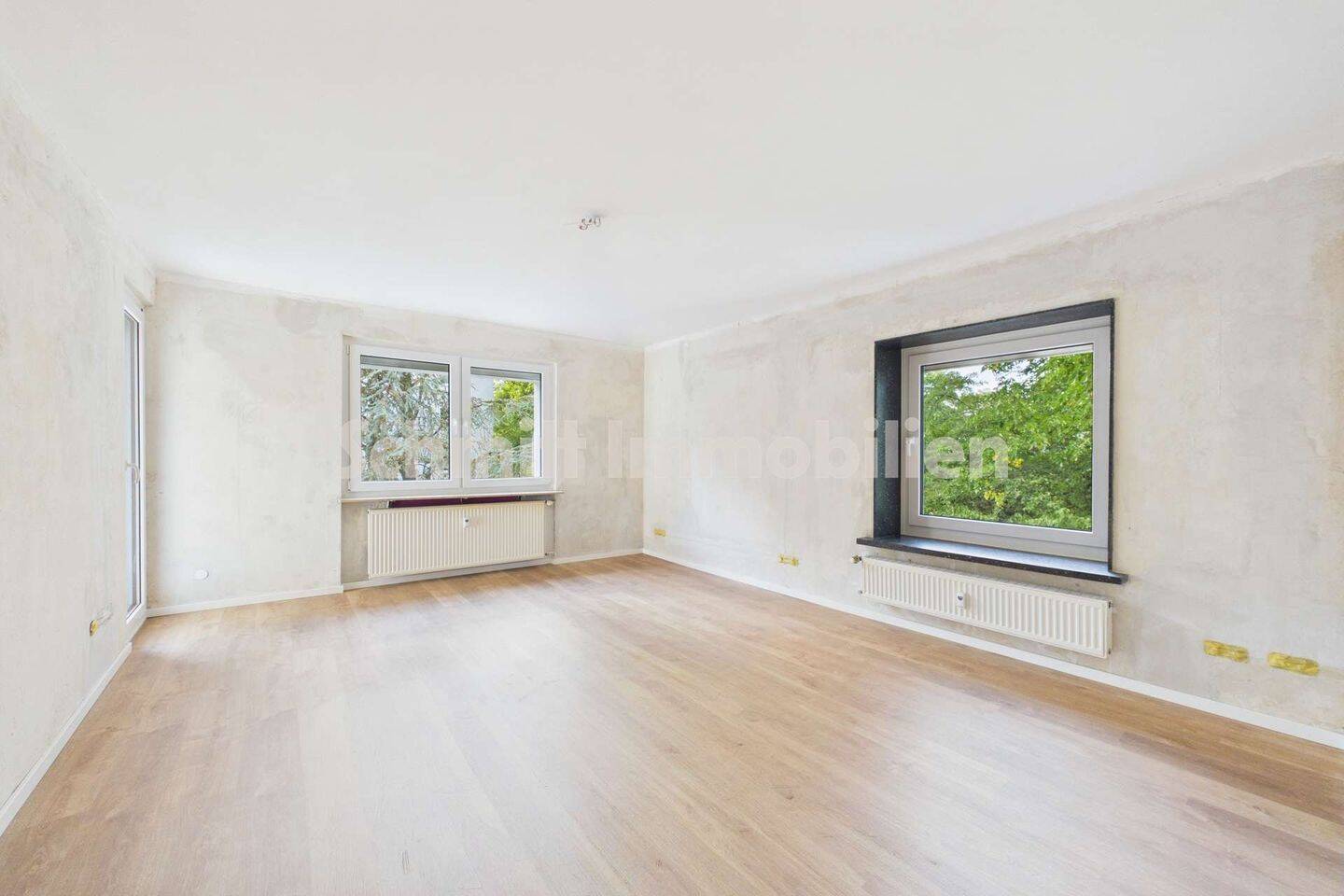 Gestalten nach eigenen Wünschen: Etagenwohnung mit Balkon & Stellplatz in Ginnheim, 60431 Frankfurt am Main