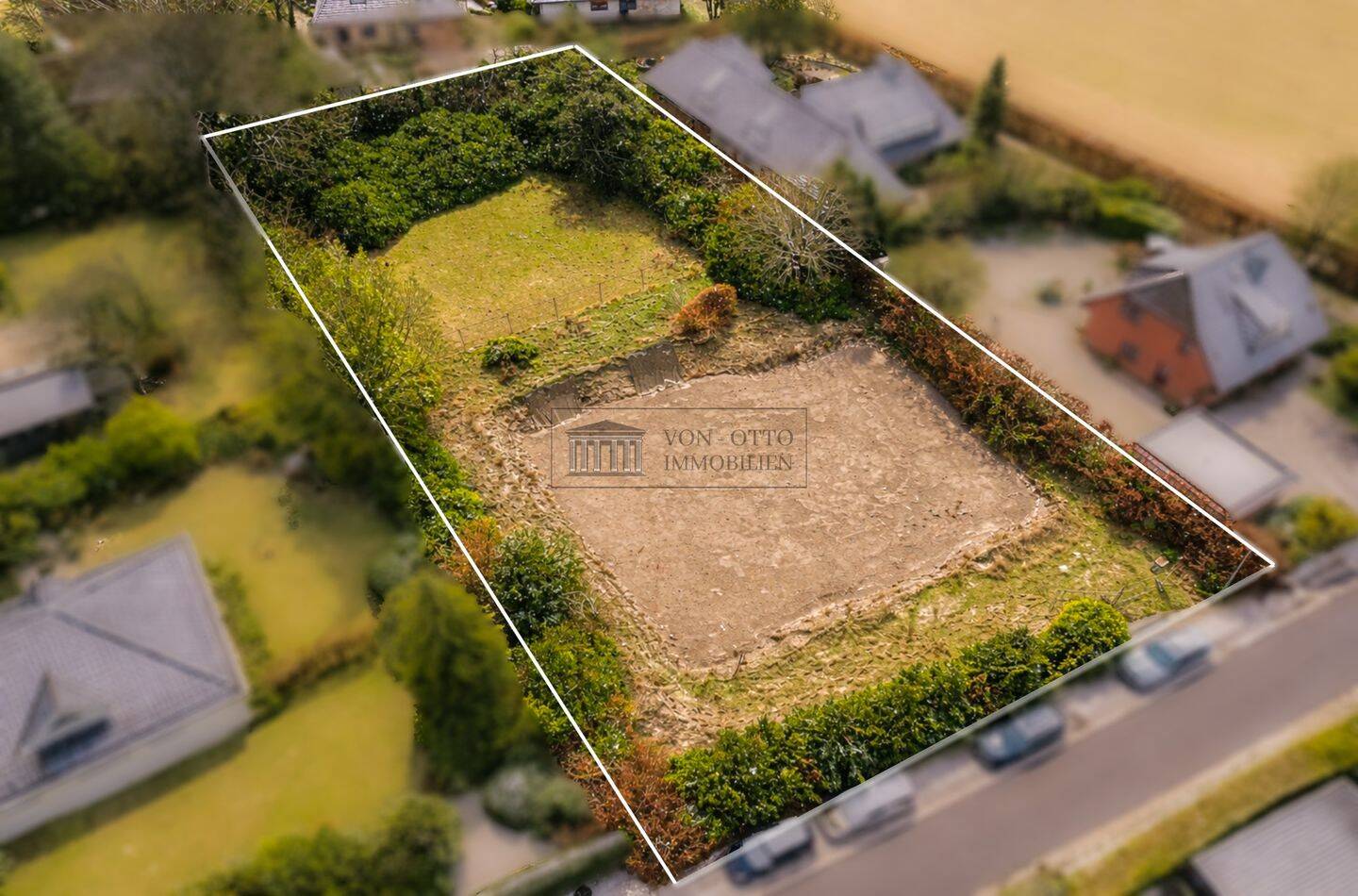 Großes Baugrundstück mit 2.700 m² voller Möglichkeiten, 25469 Halstenbek