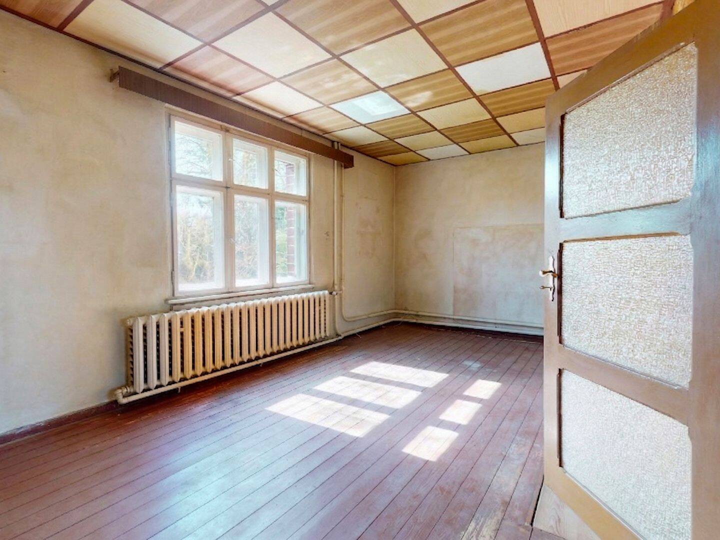 Großzügiges Grundstück in Panketal – Einfamilienhaus mit Einliegerwohnung und Garage, 16341 Panketal