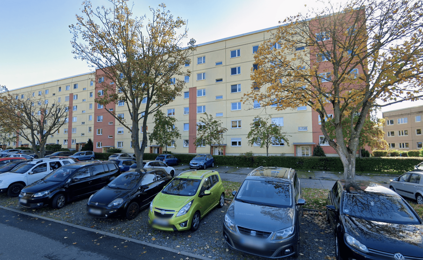 Möblierte 3-Raum-Wohnung mit Balkon und Stellplatz, 7747 Jena (Lobeda)