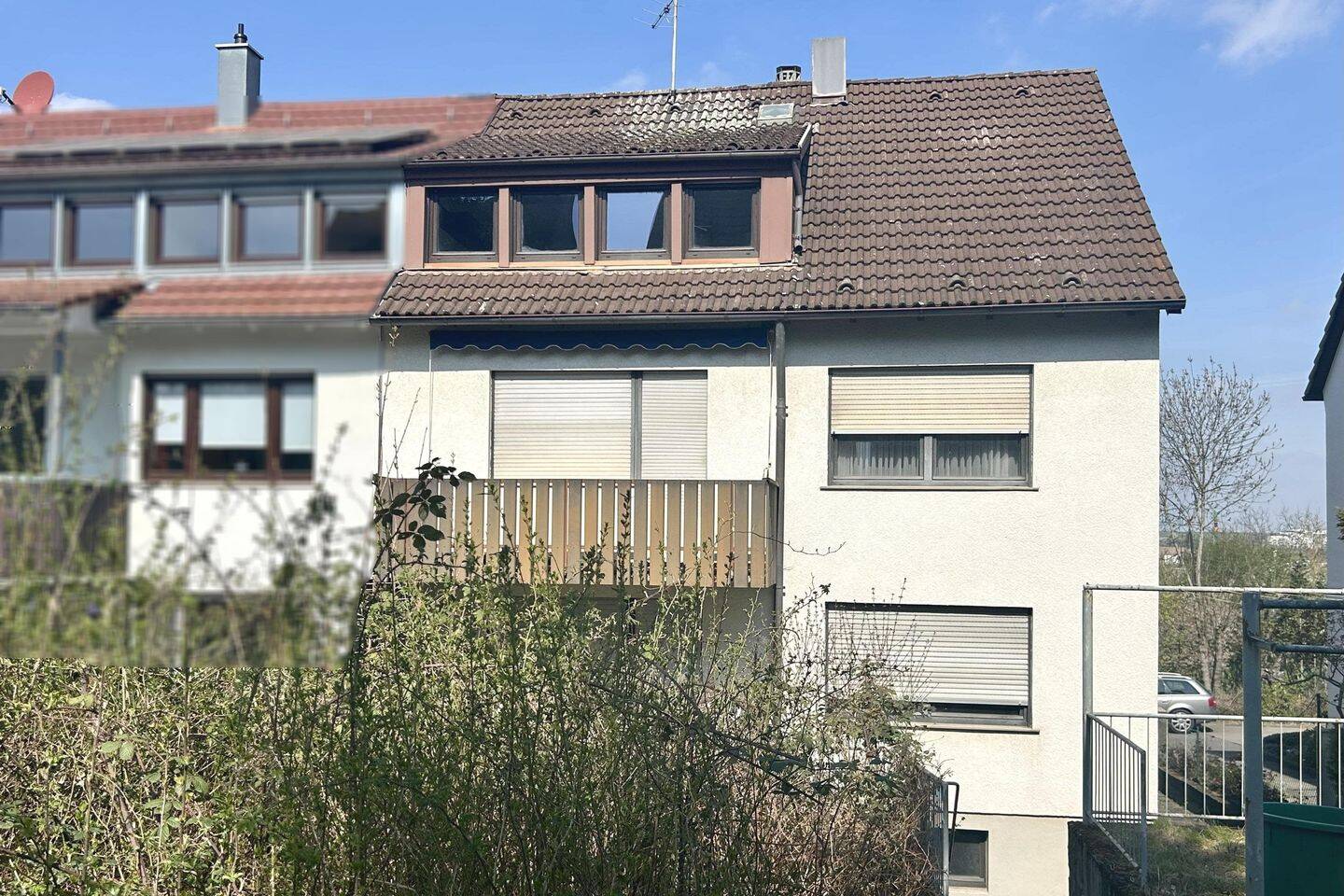 Für Familien!!! 3-FH mit Garten in ruhiger Lage, komplett frei, kl. Garage, Bj. 1957, 70499 Stuttgart