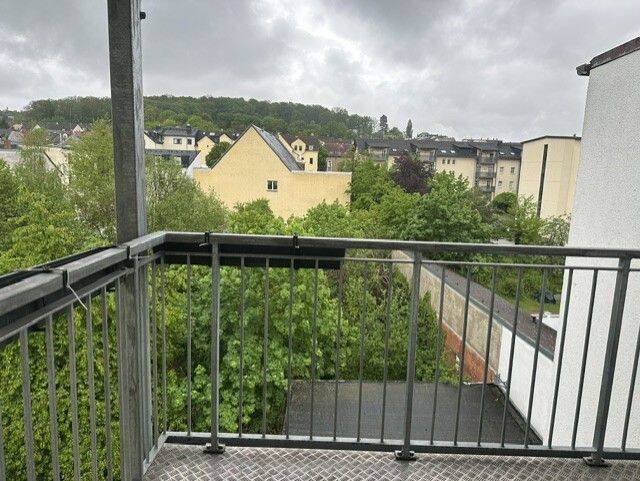 Gesamte Etage ca. 80qm, 7546 Gera