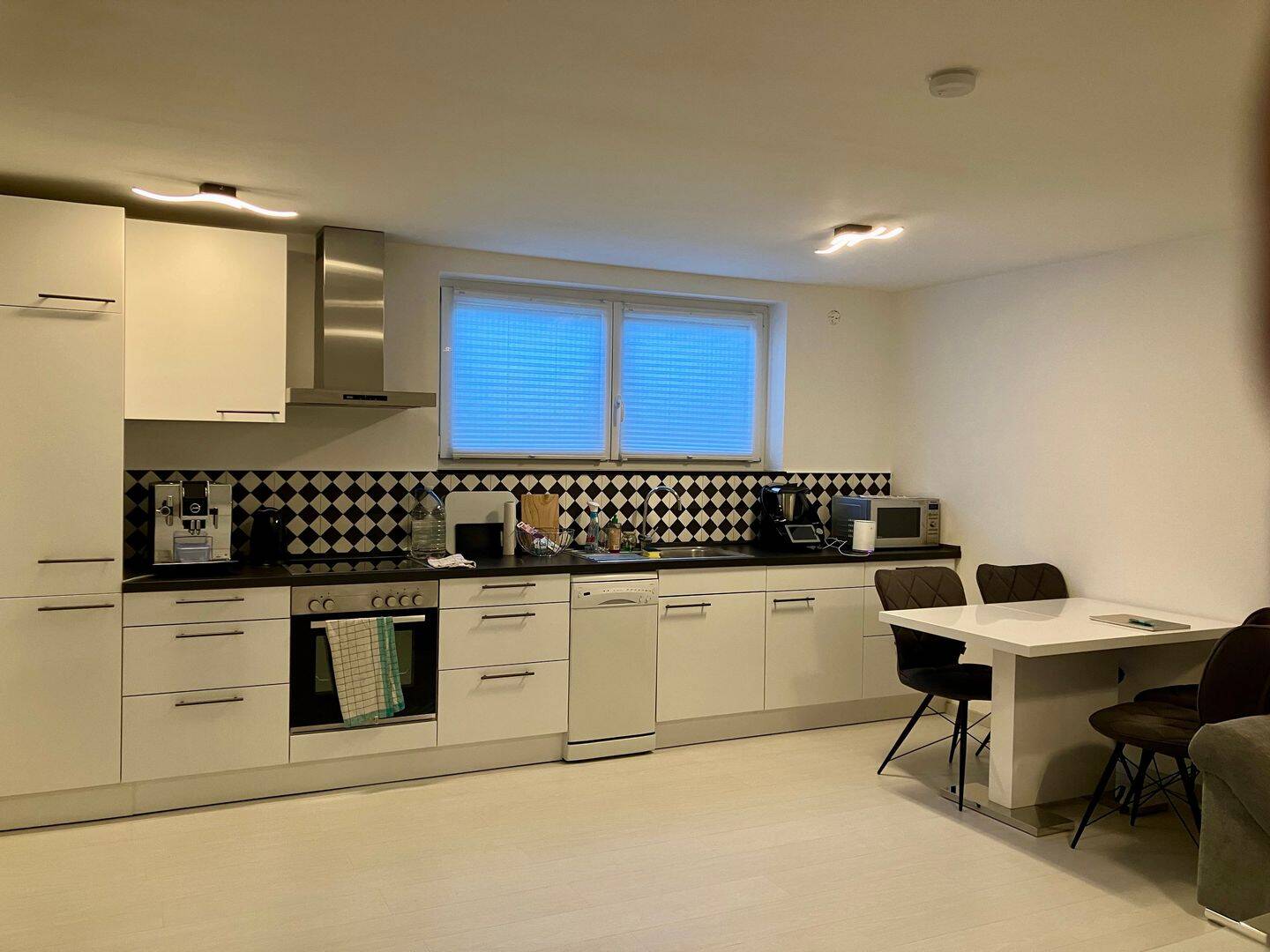 Einliegerwohnung, Stellplatz inklusive, möbliert, sehr gut für Studenten/innen geeignet, 72488 Sigmaringen