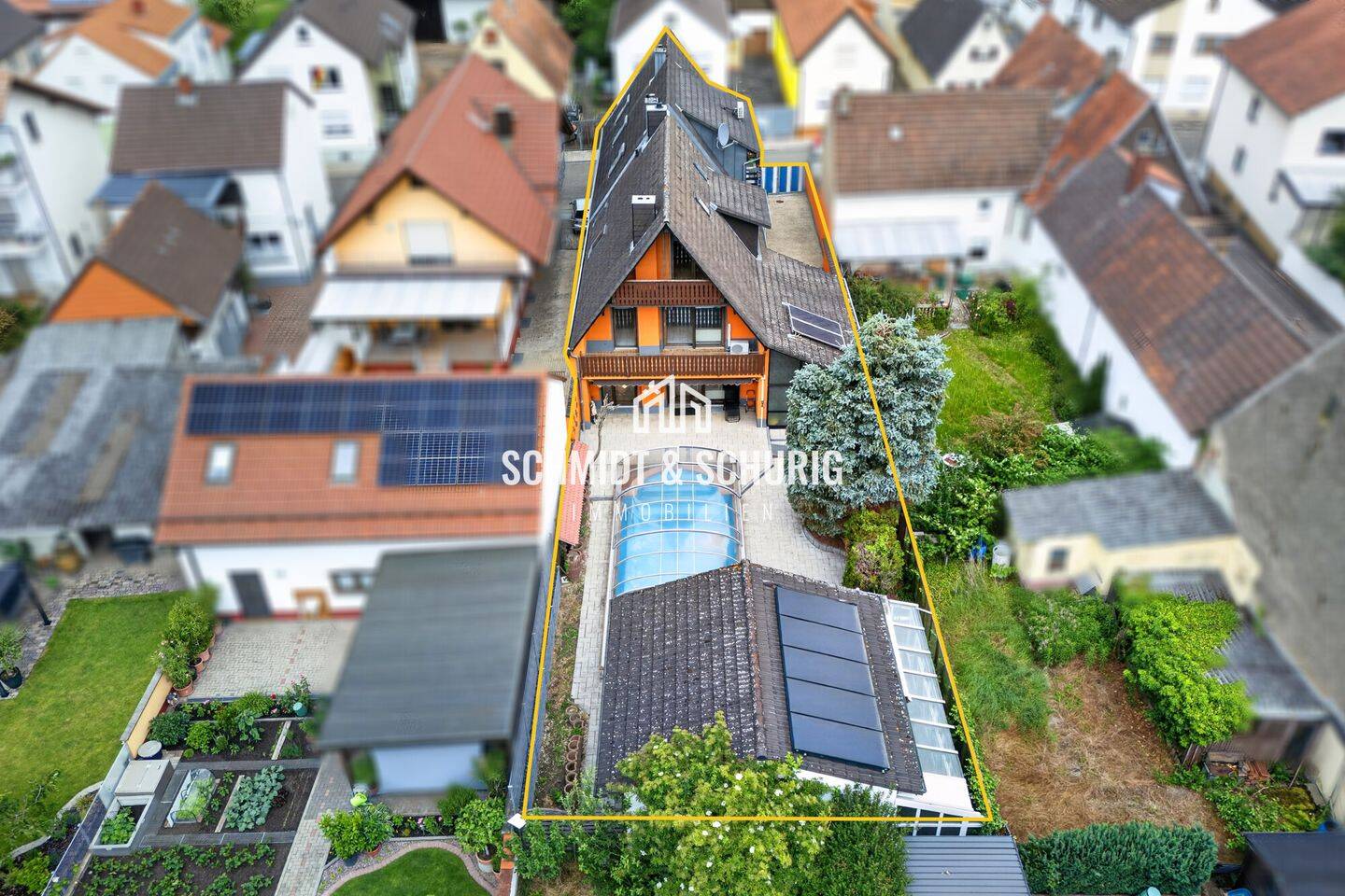 Großzügiges Zweifamilienhaus mit viel Potenzial in ruhiger Lage, 76698 Ubstadt-Weiher