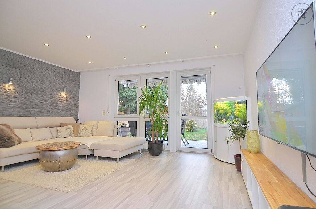 Modern möblierte 3-Zimmer-Wohnung mit WLAN, Stellplatz und Garten in Fürth, 90765 Fürth