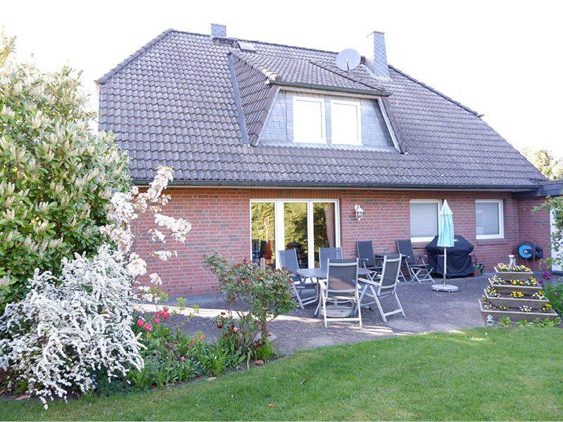gepflegtes Einfamilienhaus in schöner Lage mit Garage, 21395 Tespe