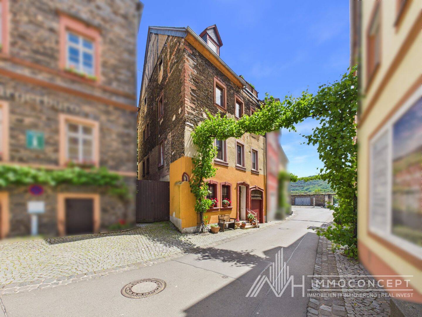 Historisches Wohnhaus | 2 Wohneinheiten | 1 Apartment | Lieser an der Mosel, 54470 Lieser