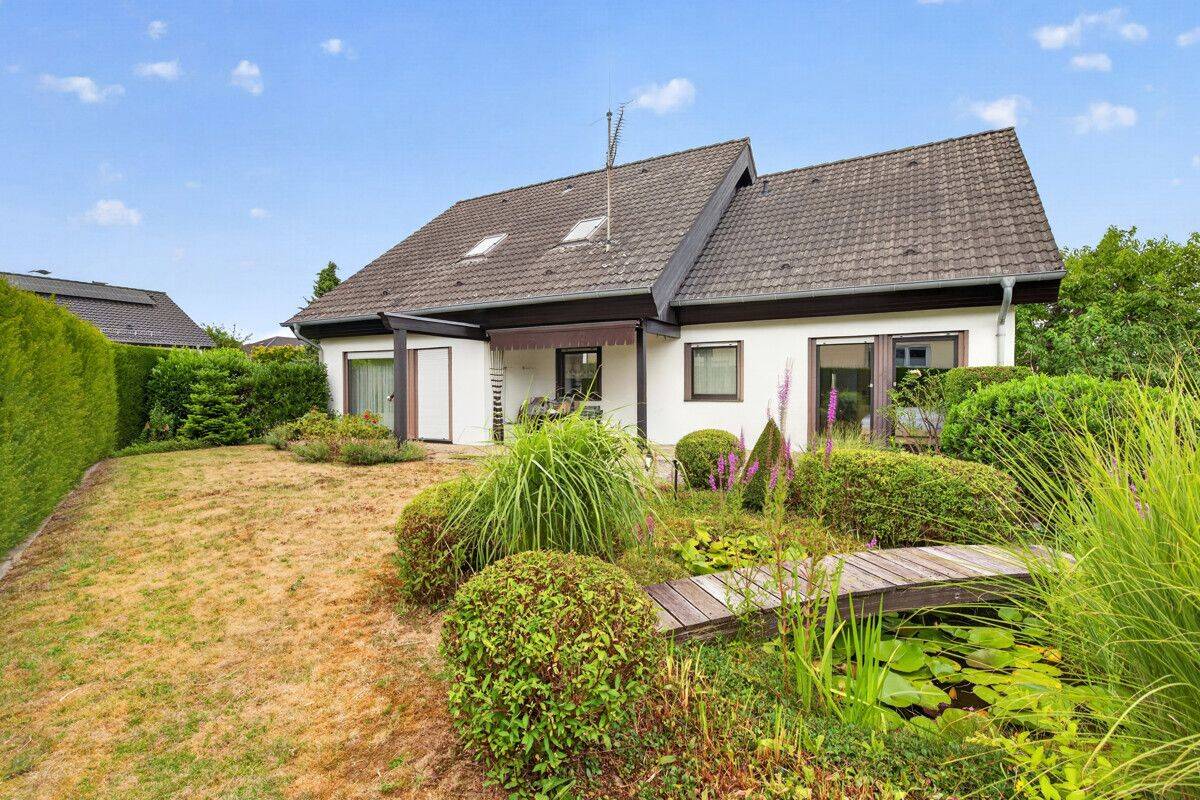 Wohnglück mit Gartenidylle und viel Platz zum Entfalten, 75196 Remchingen