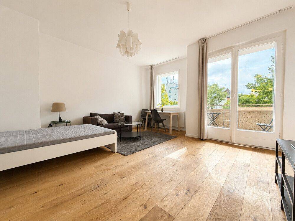 Kompaktes Apartment in Schöneberg – Bezugsfrei und provisionsfrei! Auf Wunsch auch möbliert!, 10781 Berlin (Tempelhof-Schöneberg Schöneberg)