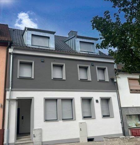 Erstbezug – moderne, neuwertige 3 Zimmer-Wohnung in der Innenstadt von Hofheim, 97461 Hofheim i. UFr.