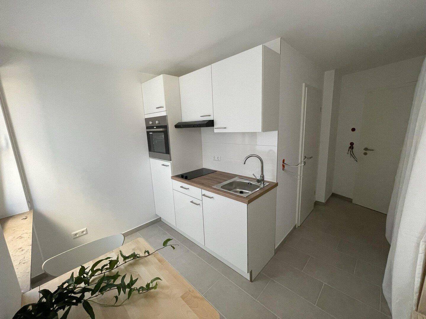 +++ Stilvolles Micro-Appartment in Top Lage nahe Bahnhof Feuerbach +++, 70469 Stuttgart (Feuerbach Zuffenhausen)