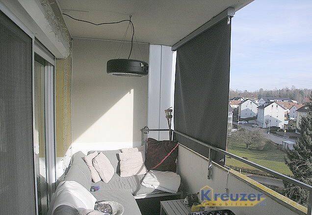 Modernisiert * Gepflegt * Kurzfristig beziehbar – Tolle 4-Zimmerwohnung im 5. OG mit Aufzug !, 88255 Baienfurt