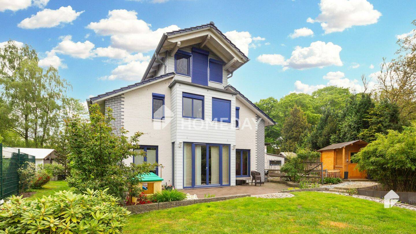 Außergewöhnliches, großzügiges EFH mit 8 Zimmern in schöner, grüner Lage, 24629 Kisdorf