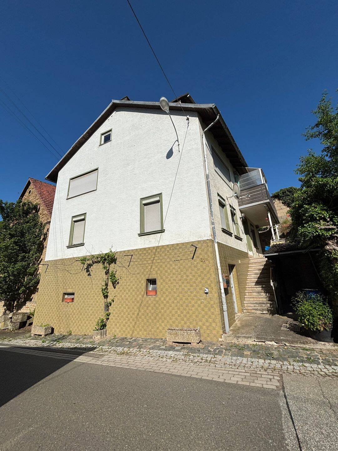 Top-Gelegenheit! Zweifamilienhaus mit 3 Garagen in Callbach zu verkaufen!, 67829 Callbach