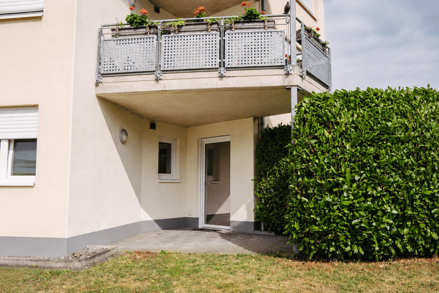 Bezugsfreie EG-Wohnung mit Terrasse und Stellplatz in Bad Iburg!, 49186 Bad Iburg