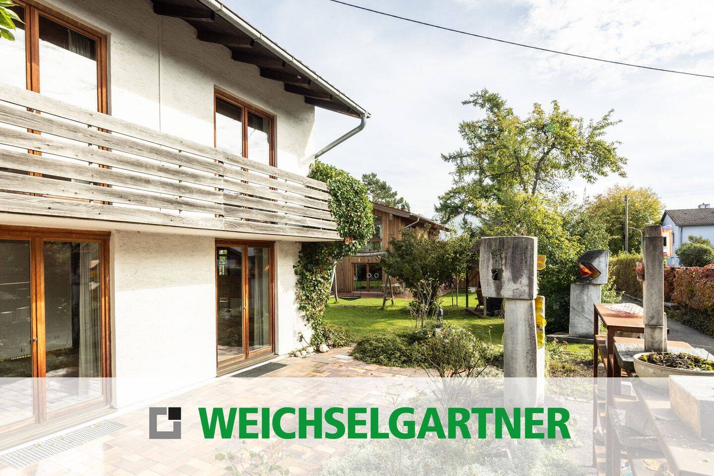 Viel Platz zur Entfaltung: Freistehendes Einfamilienhaus mit Ku?nstler-Atelier in sehr ruhiger Lage, 85551 Kirchheim b. München