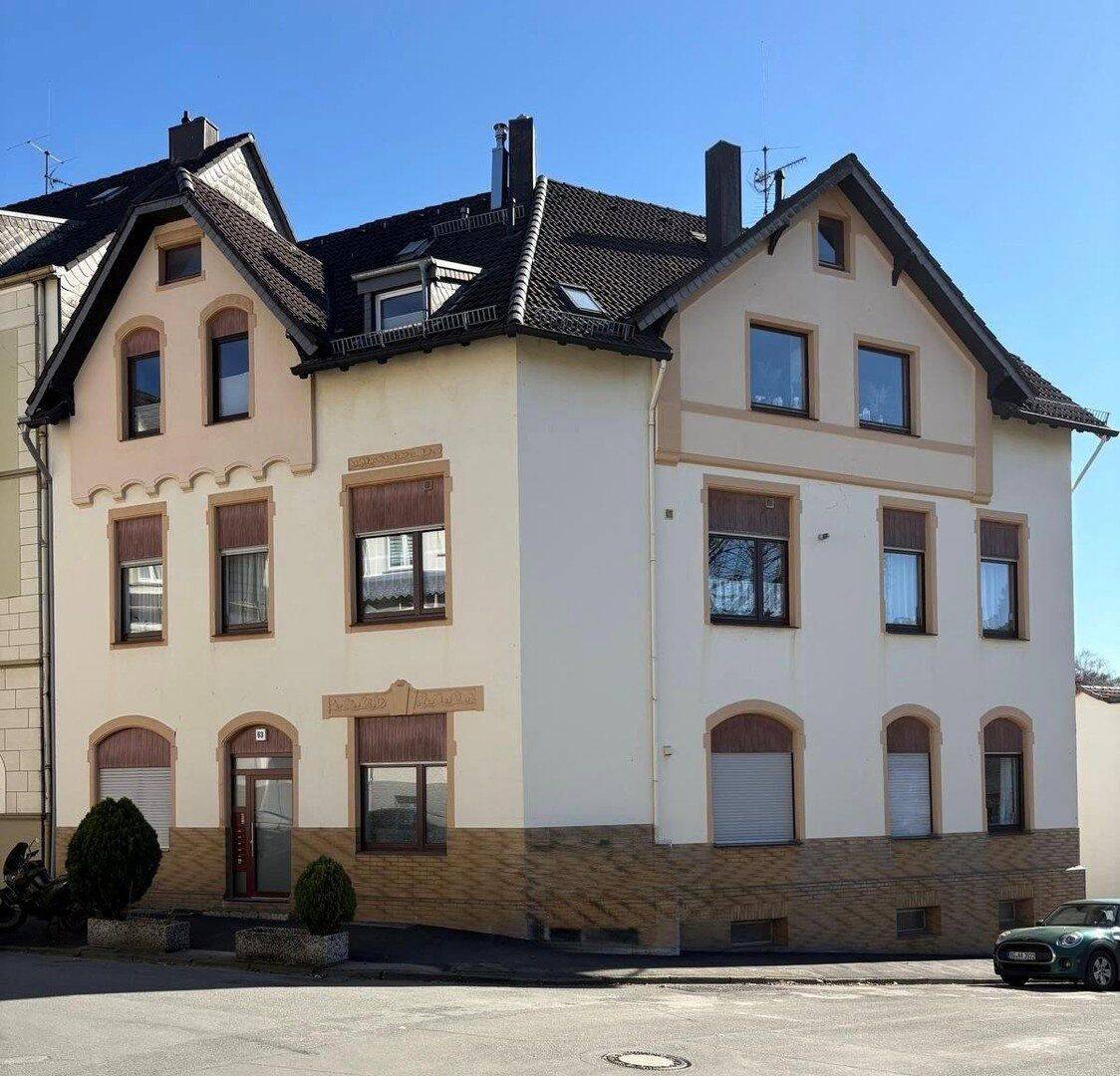 Gepflegtes Mehrfamilienhaus mit Hinterhaus, Garagen & Garten – provisionsfrei, 42657 Solingen (Höhscheid Solingen-Mitte)