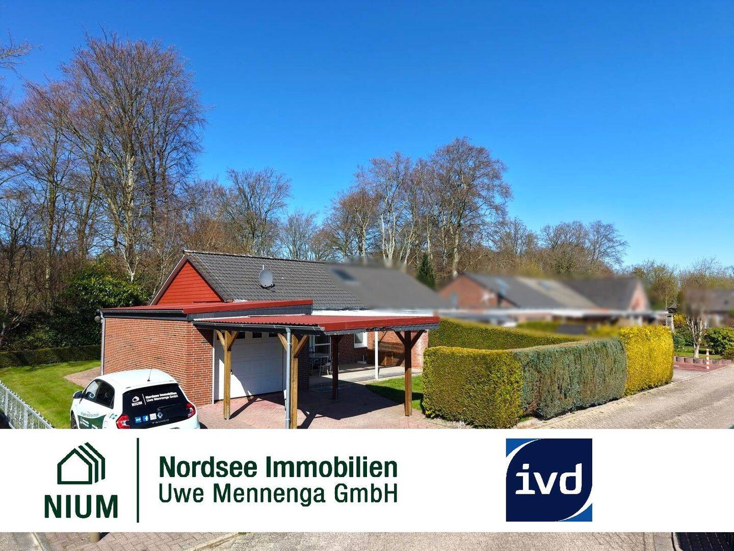 GEMÜTLICHE HAUSHÄLFTE MIT TERRASSE, GARTEN UND CARPORT IN RUHIGER WOHNLAGE, 26524 Hage