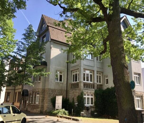 STUDIOWOHNUNG mit Panoramablick über die Dächer von Fulda – Jugendstilvilla Stadtmitte – opt. Stellplatz mit Wallbox – provisionsfrei, 36037 Fulda