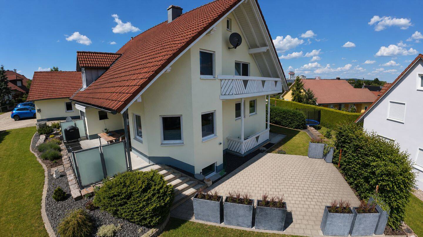 Familienglück mit Garten in Lauterhofen – perfekt auch für Mehrgenerationen, 92283 Lauterhofen