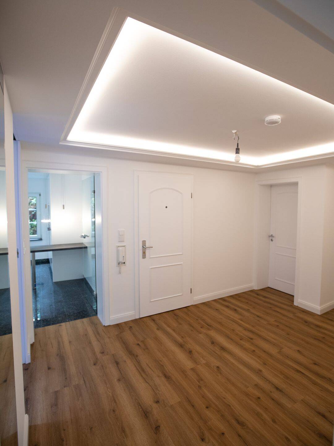 TEILMÖBELIERTE 3 Zimmer Whg. mit Terrasse, 40627 Düsseldorf (Gerresheim Unterbach Vennhausen)