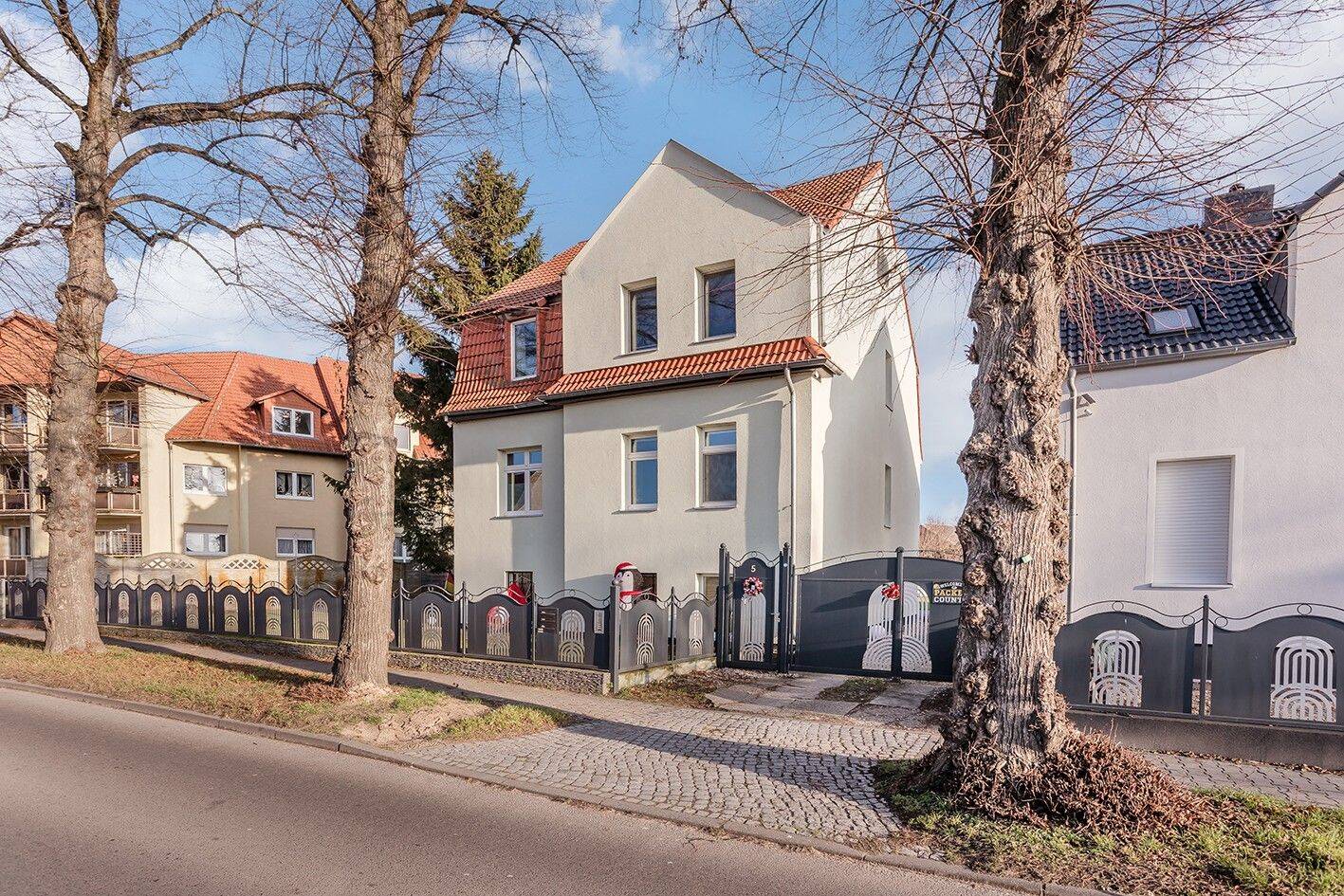 Sehr gepflegtes Mehrgenerationenhaus mit Einliegerwohnung und großem Grundstück – Berlin-Schönefeld, 12529 Schönefeld